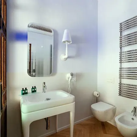 Palazzo Dei Grifoni - Luxury - 4* 산베네데토델트론토