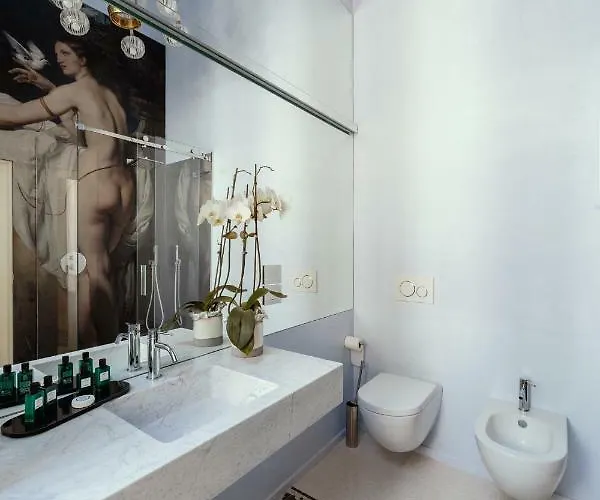 Palazzo Dei Grifoni - Luxury - 4* Σαν Μπενεντέτο ντελ Τρόντο